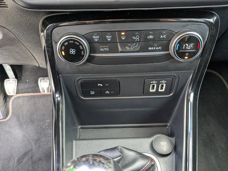 Photo 16 de l’annonce de FORD EcoSport d’occasion à vendre à LA VALETTE