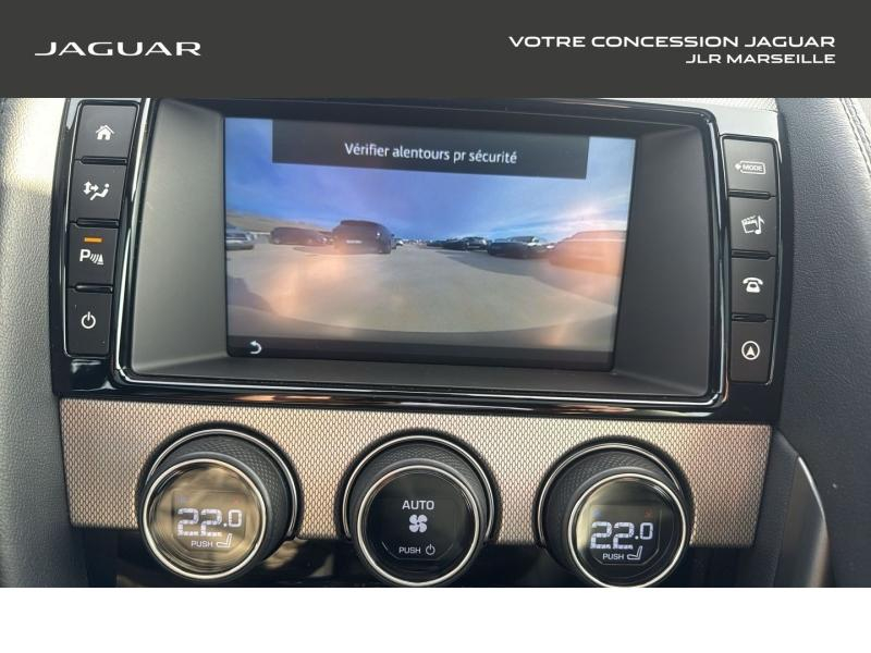 Photo 19 de l’annonce de JAGUAR F-Type Coupe d’occasion à vendre à MARSEILLE