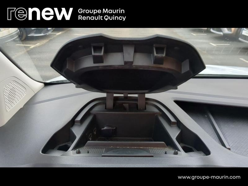 Photo 19 de l’annonce de RENAULT Kangoo Van d’occasion à vendre à QUINCY-SOUS-SÉNART