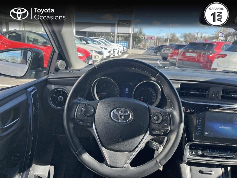 Photo 13 de l’annonce de TOYOTA Auris d’occasion à vendre à LATTES