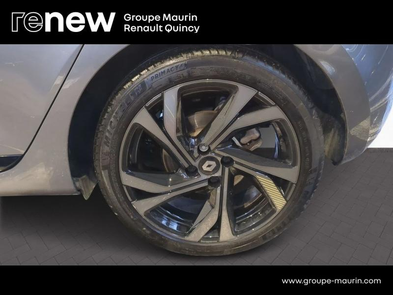 Photo 9 de l’annonce de RENAULT Clio d’occasion à vendre à QUINCY-SOUS-SÉNART