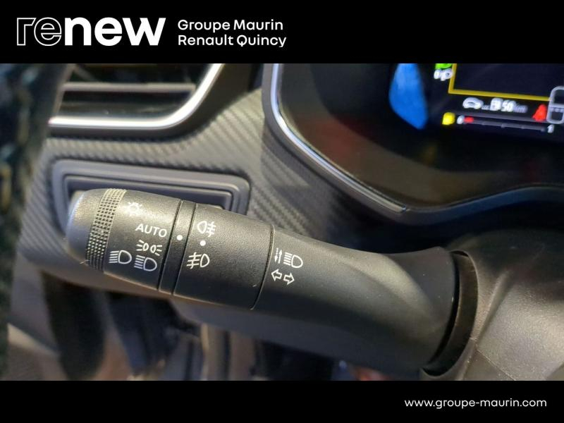 Photo 17 de l’annonce de RENAULT Clio d’occasion à vendre à QUINCY-SOUS-SÉNART