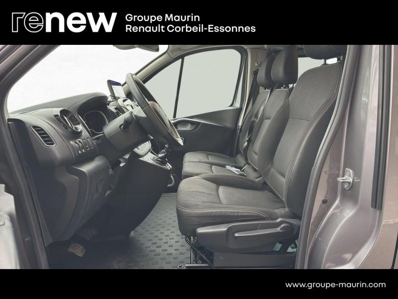 Photo 10 de l’annonce de RENAULT Trafic Combi d’occasion à vendre à CORBEIL-ESSONNES