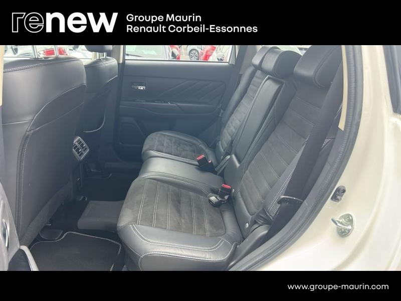 Photo 12 de l’annonce de MITSUBISHI Outlander d’occasion à vendre à CORBEIL-ESSONNES
