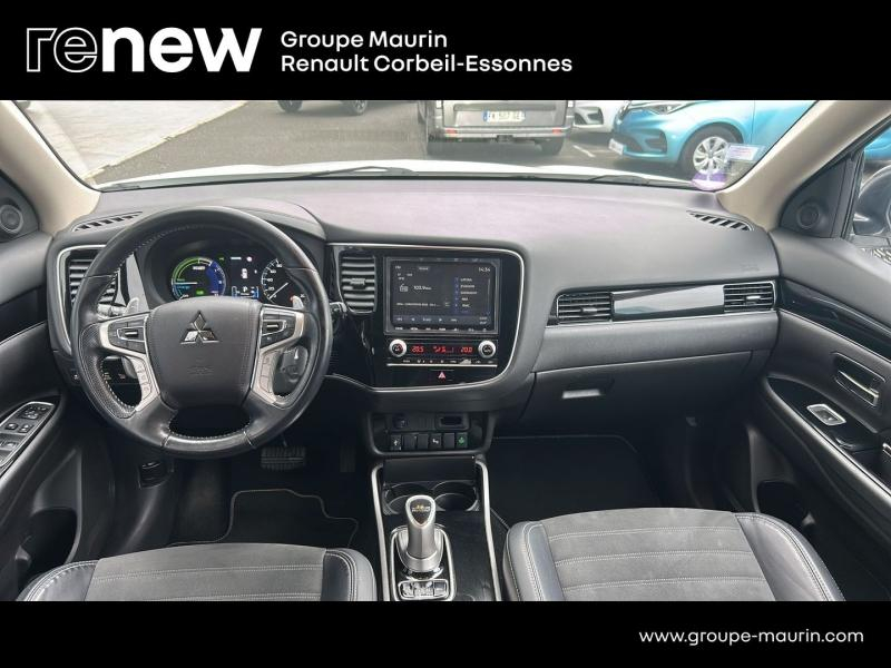 Photo 13 de l’annonce de MITSUBISHI Outlander d’occasion à vendre à CORBEIL-ESSONNES