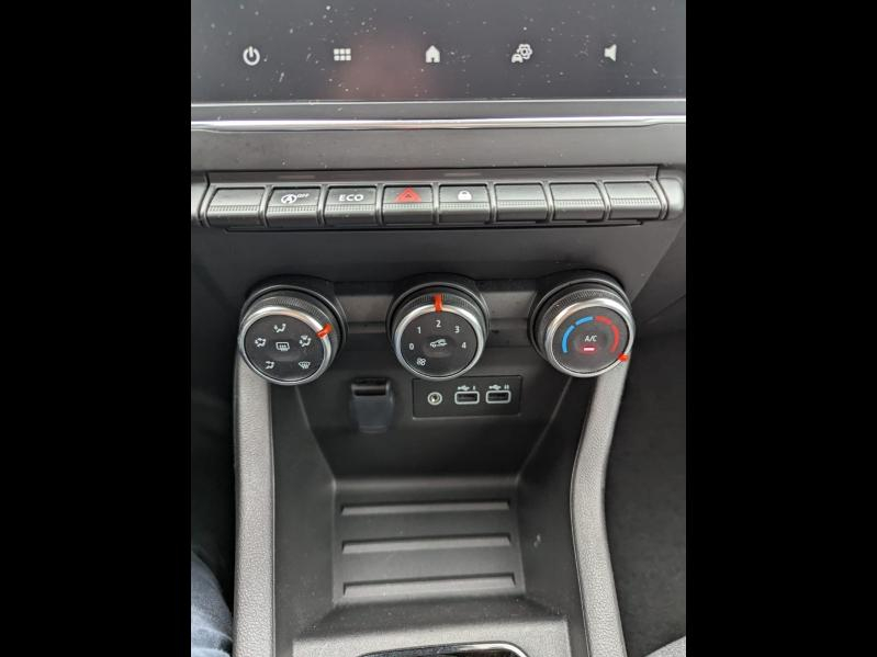 Photo 12 de l’annonce de RENAULT Clio d’occasion à vendre à GAP