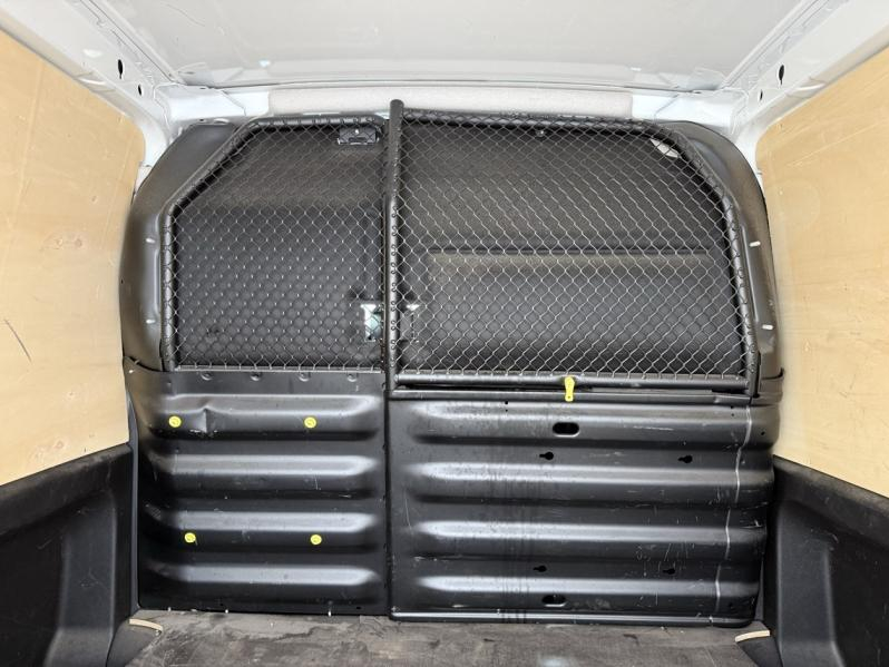 Photo 18 de l’annonce de CITROEN Berlingo d’occasion à vendre à AUBAGNE