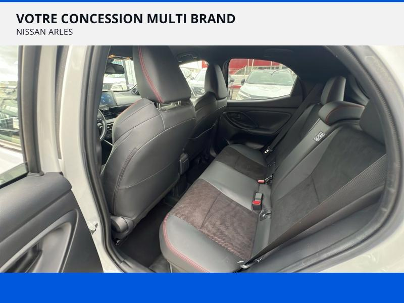 Photo 15 de l’annonce de TOYOTA Yaris d’occasion à vendre à ARLES