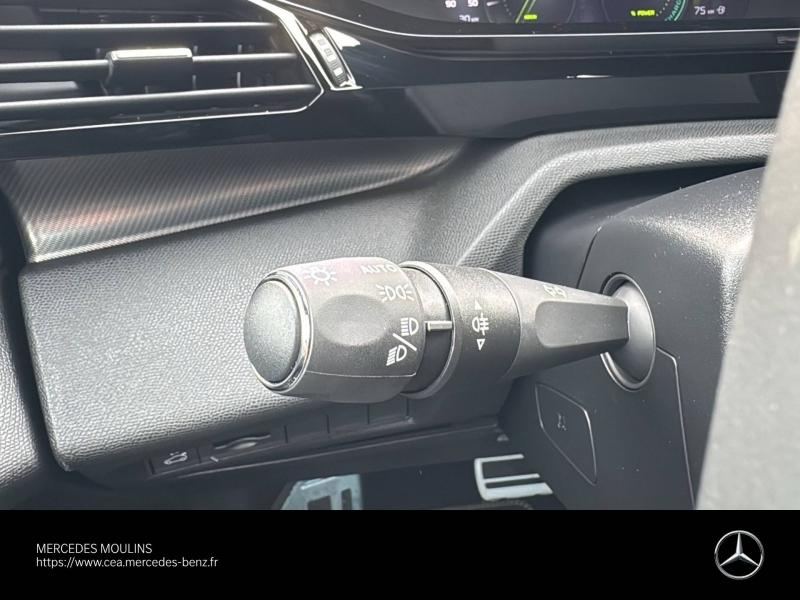 Photo 17 de l’annonce de PEUGEOT 308 SW d’occasion à vendre à MONTLUÇON