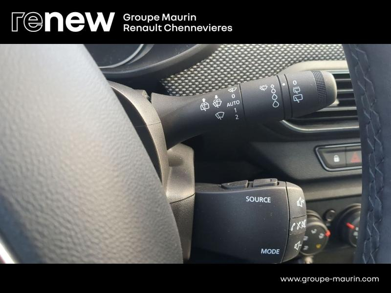 Photo 18 de l’annonce de DACIA Sandero d’occasion à vendre à CHENNEVIÈRES-SUR-MARNE
