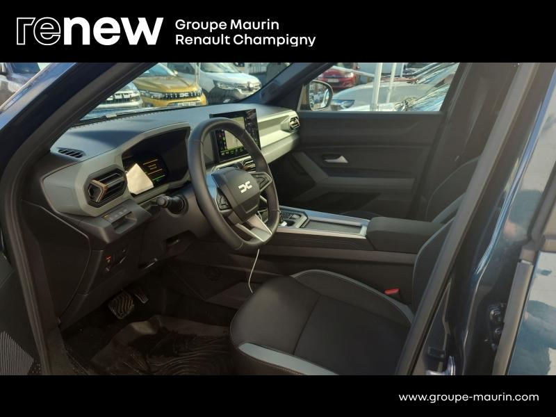 Photo 10 de l’annonce de DACIA  d’occasion à vendre à CHAMPIGNY-SUR-MARNE