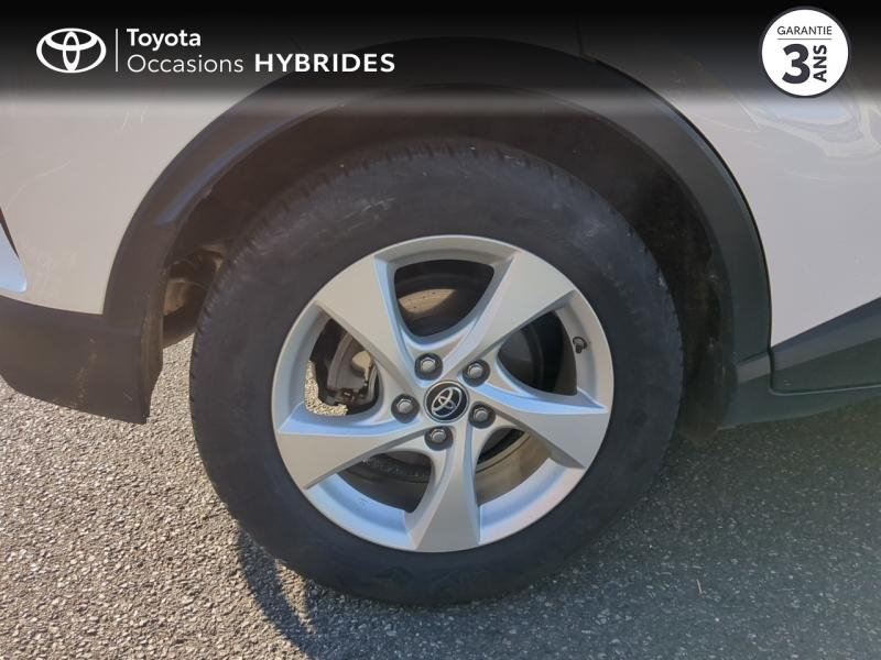 Photo 16 de l’annonce de TOYOTA C-HR d’occasion à vendre à AUBIÈRE
