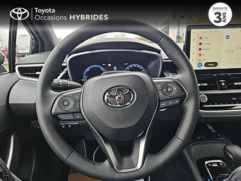 Photo 9 de l’annonce de TOYOTA Corolla d’occasion à vendre à AUBIÈRE
