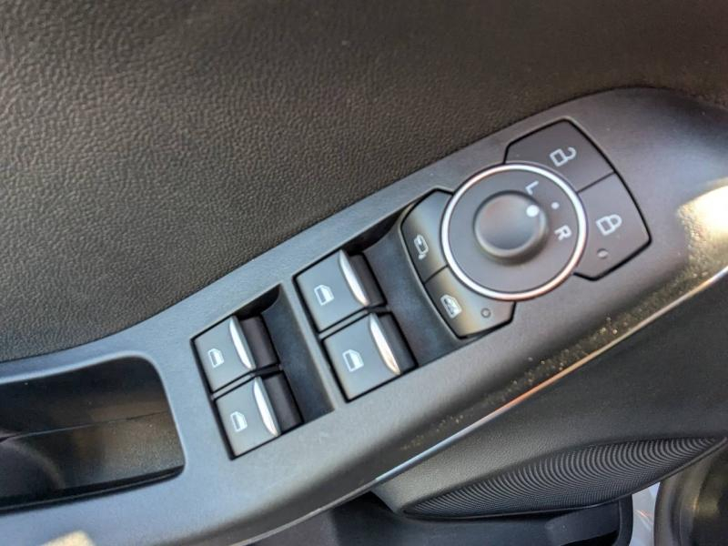 Photo 12 de l’annonce de FORD Puma d’occasion à vendre à FRÉJUS