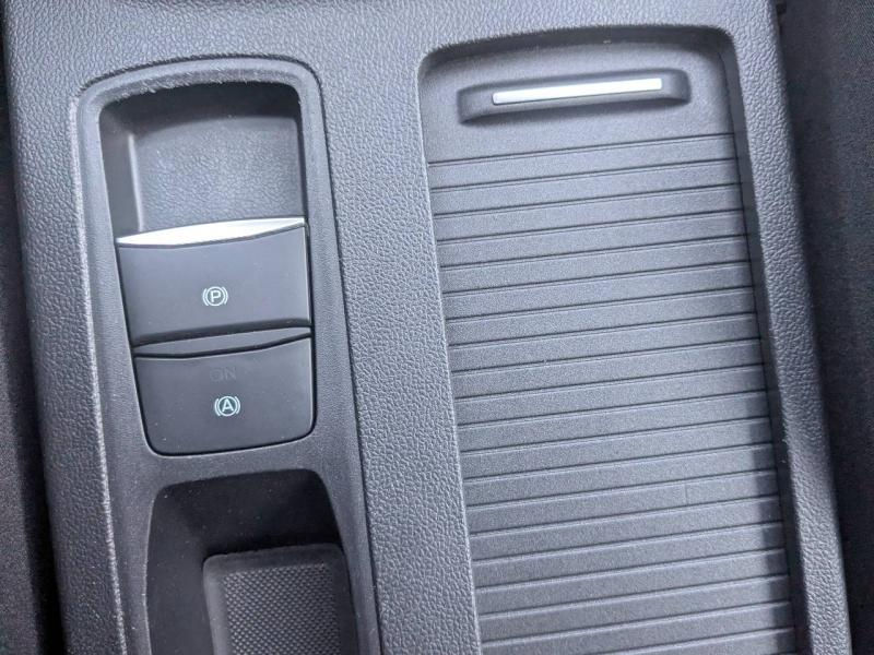 Photo 20 de l’annonce de FORD Focus d’occasion à vendre à FRÉJUS