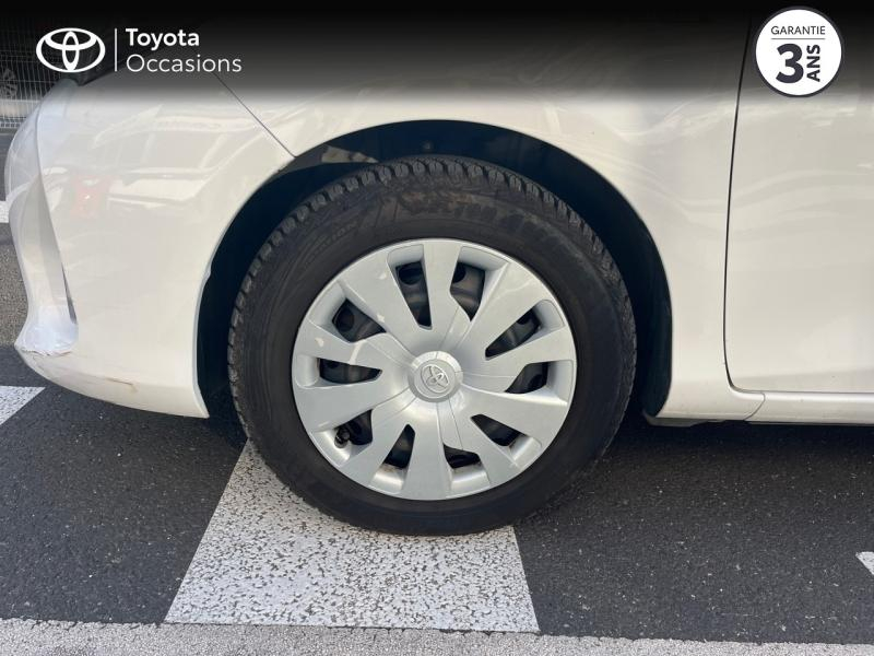 Photo 16 de l’annonce de TOYOTA Yaris d’occasion à vendre à LATTES