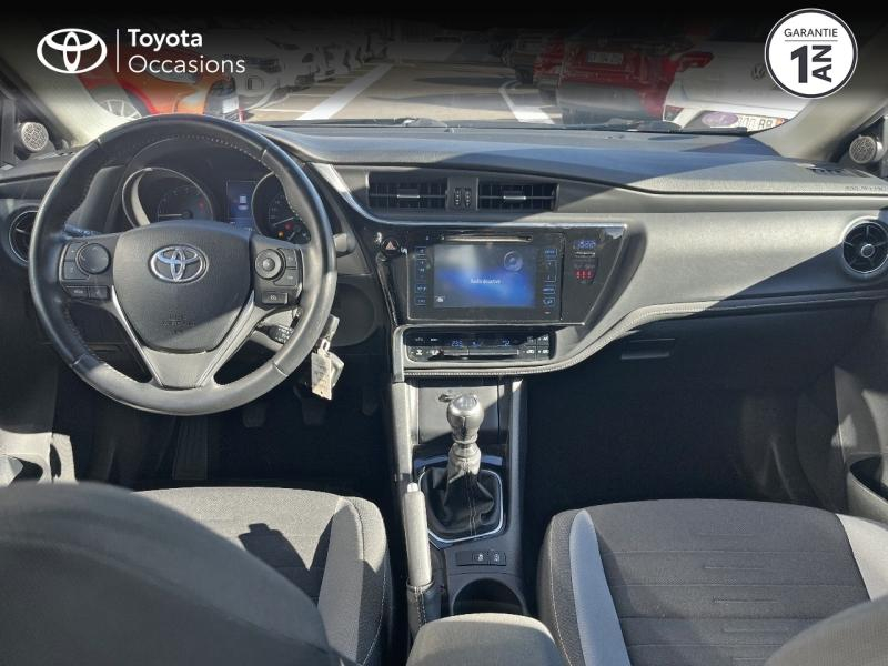 Photo 8 de l’annonce de TOYOTA Auris d’occasion à vendre à LE CRÈS