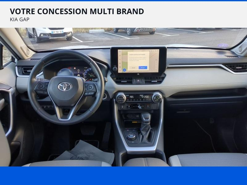 Photo 17 de l’annonce de TOYOTA RAV4 d’occasion à vendre à GAP