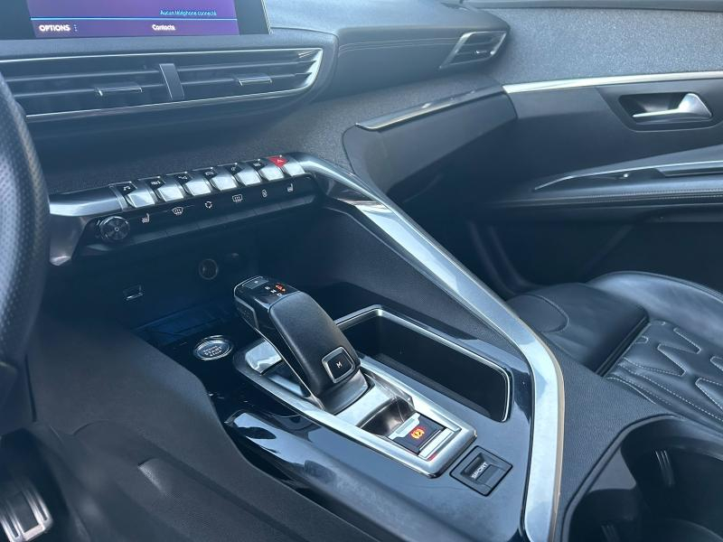 Photo 15 de l’annonce de PEUGEOT 3008 d’occasion à vendre à GRENOBLE