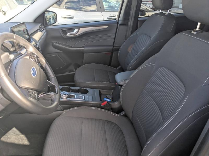 Photo 6 de l’annonce de FORD Kuga d’occasion à vendre à AVIGNON