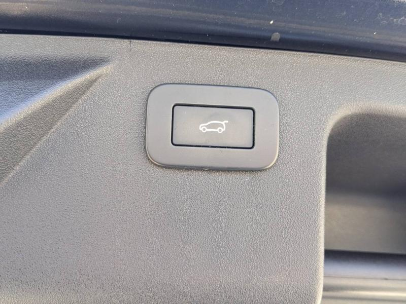 Photo 16 de l’annonce de LAND-ROVER Discovery Sport d’occasion à vendre à AIX-EN-PROVENCE