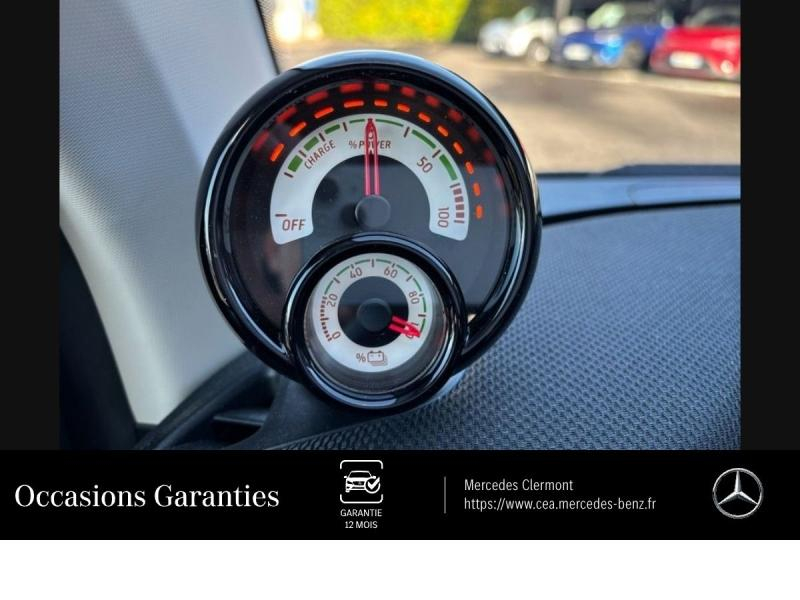 Photo 16 de l’annonce de SMART Fortwo Cabriolet d’occasion à vendre à AUBIÈRE