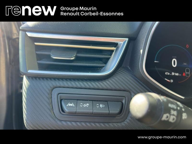 Photo 17 de l’annonce de RENAULT Clio d’occasion à vendre à CORBEIL-ESSONNES