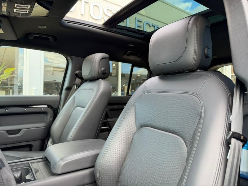 Photo 15 de l’annonce de LAND-ROVER Defender d’occasion à vendre à AIX-EN-PROVENCE