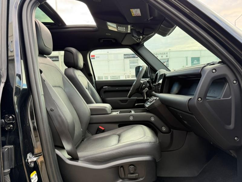 Photo 16 de l’annonce de LAND-ROVER Defender d’occasion à vendre à AIX-EN-PROVENCE