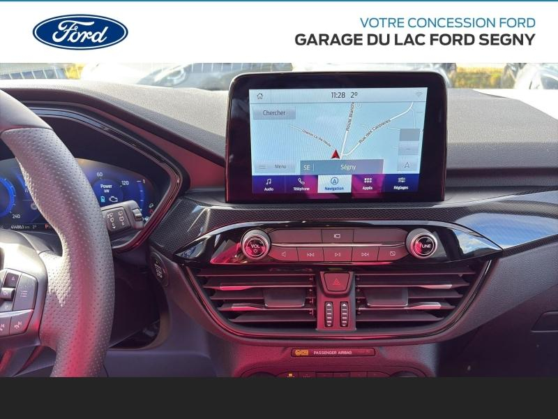 Photo 10 de l’annonce de FORD Kuga d’occasion à vendre à PAYS DE GEX