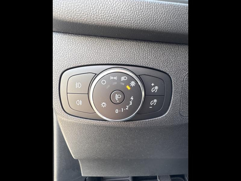 Photo 11 de l’annonce de FORD Focus d’occasion à vendre à TOULON