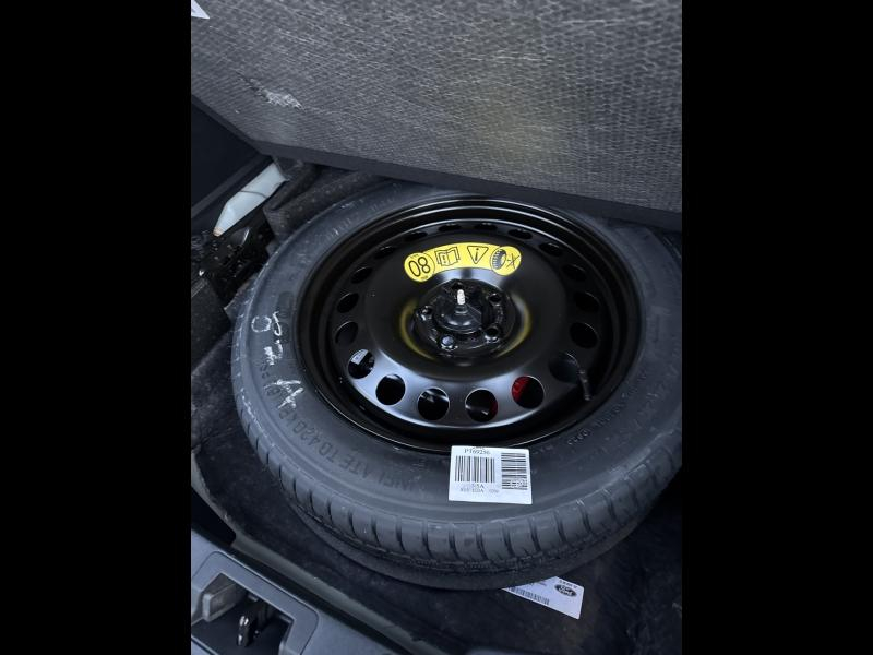 Photo 10 de l’annonce de FORD Kuga d’occasion à vendre à TOULON