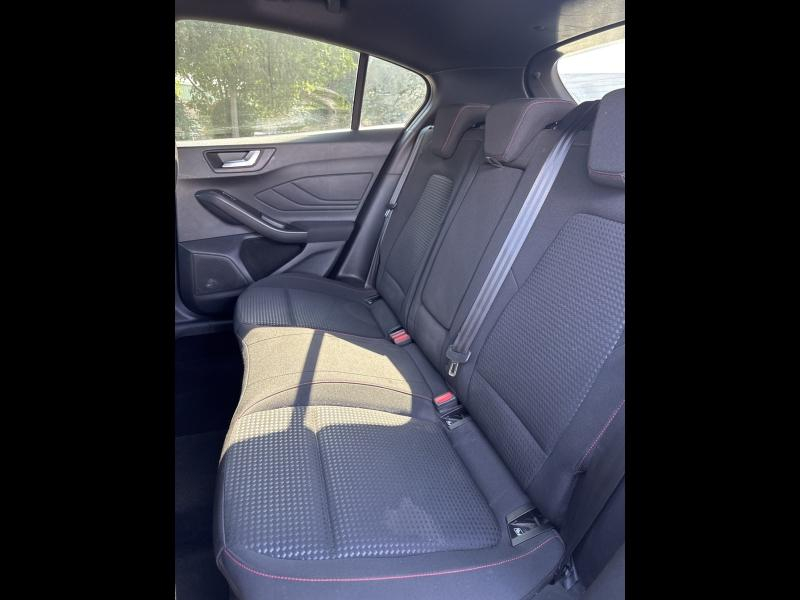 Photo 8 de l’annonce de FORD Focus d’occasion à vendre à TOULON