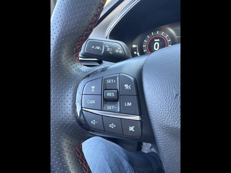 Photo 19 de l’annonce de FORD Focus d’occasion à vendre à TOULON