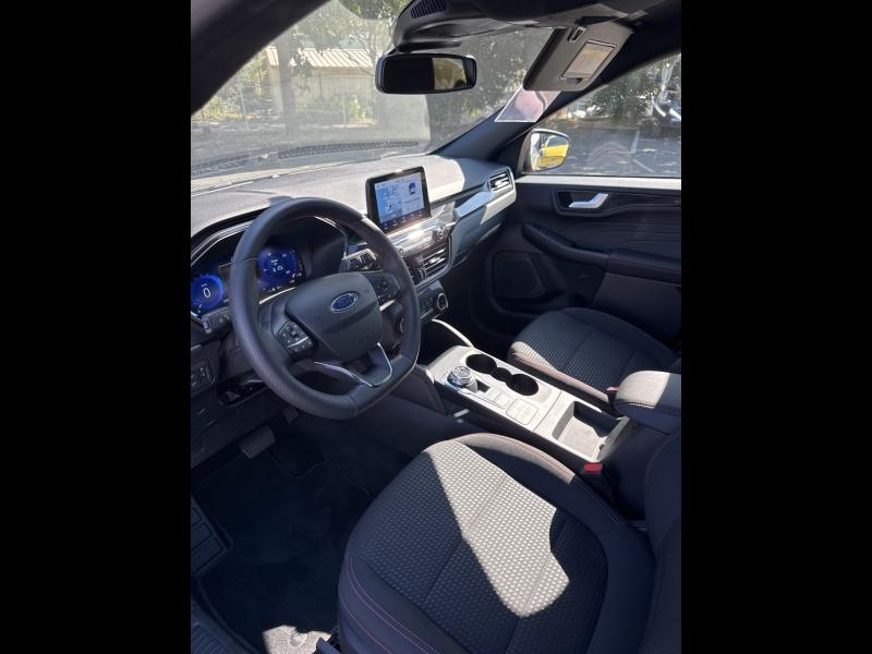 Photo 9 de l’annonce de FORD Kuga d’occasion à vendre à TOULON