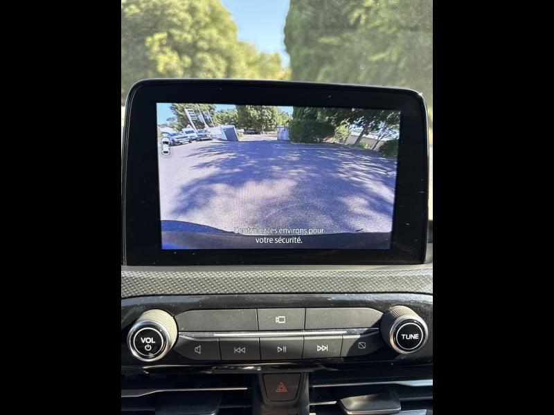 Photo 15 de l’annonce de FORD Kuga d’occasion à vendre à TOULON