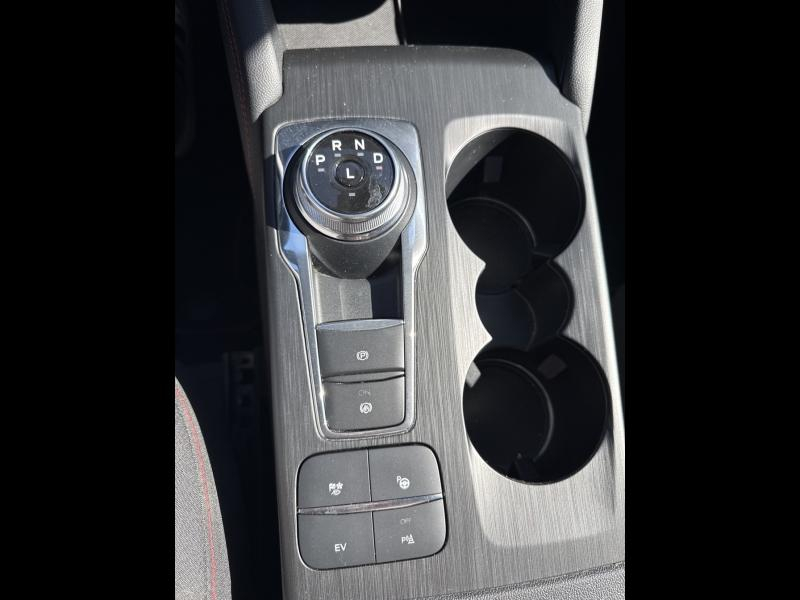 Photo 17 de l’annonce de FORD Kuga d’occasion à vendre à TOULON