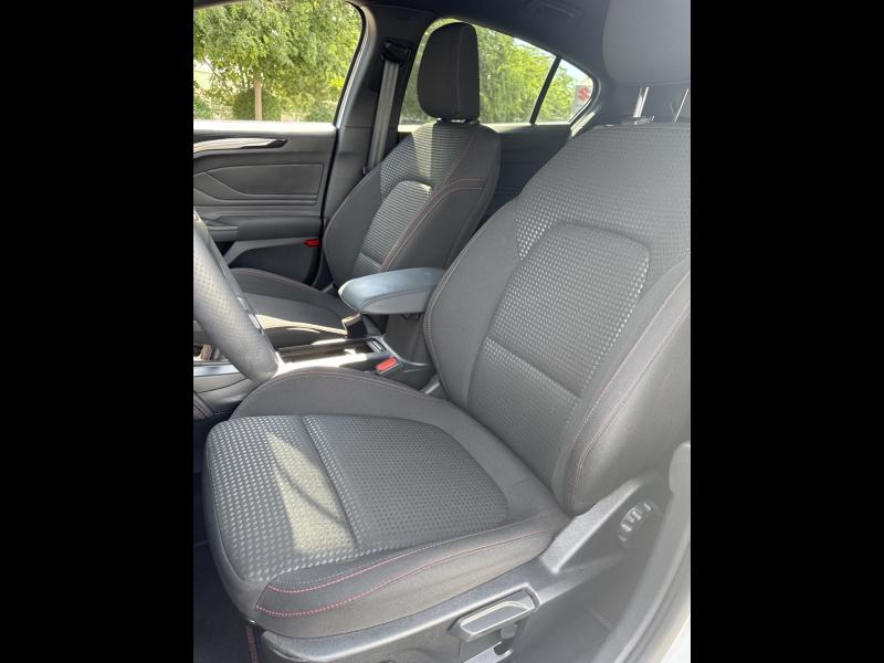 Photo 9 de l’annonce de FORD Focus d’occasion à vendre à TOULON