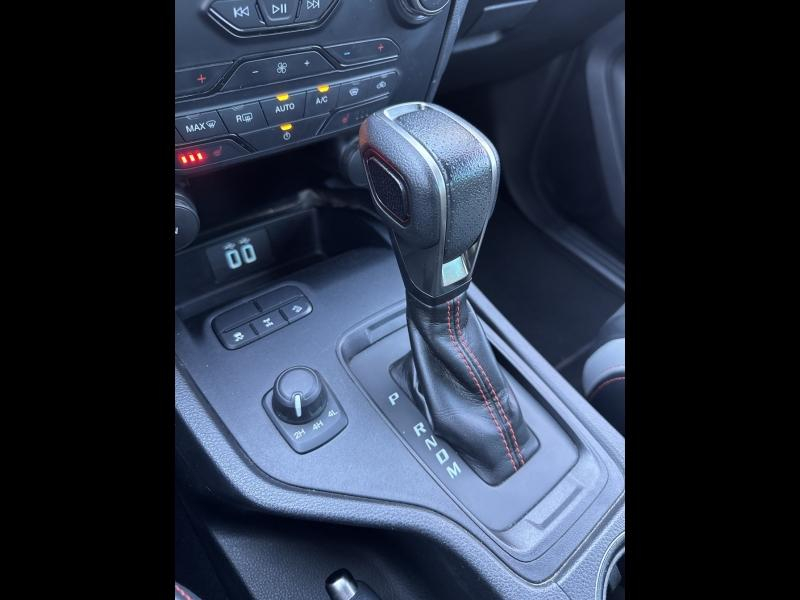 Photo 15 de l’annonce de FORD Ranger VUL d’occasion à vendre à TOULON