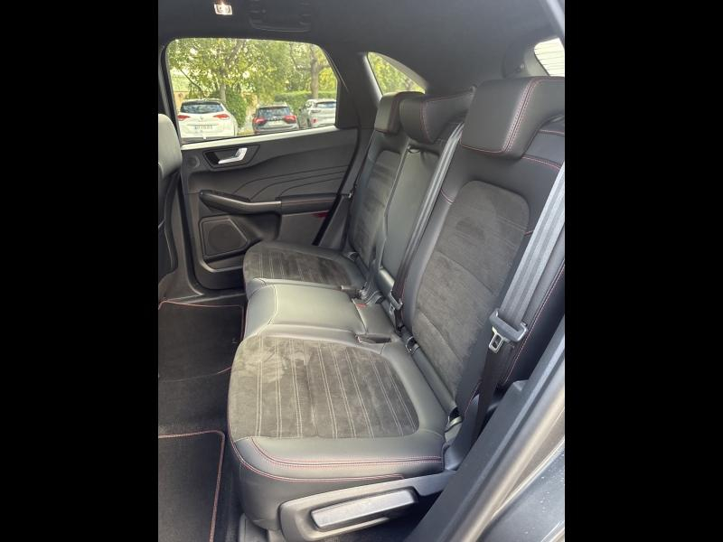 Photo 8 de l’annonce de FORD Kuga d’occasion à vendre à TOULON