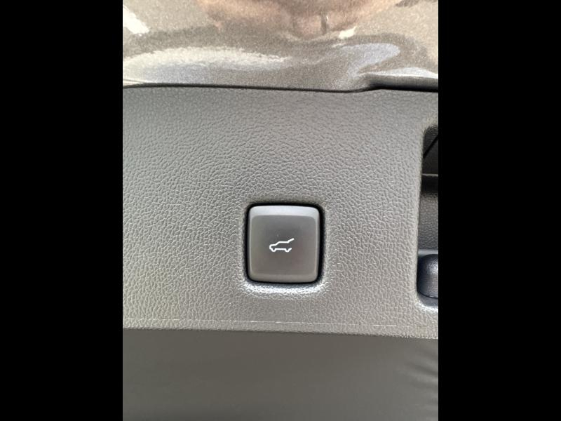 Photo 9 de l’annonce de FORD Kuga d’occasion à vendre à TOULON