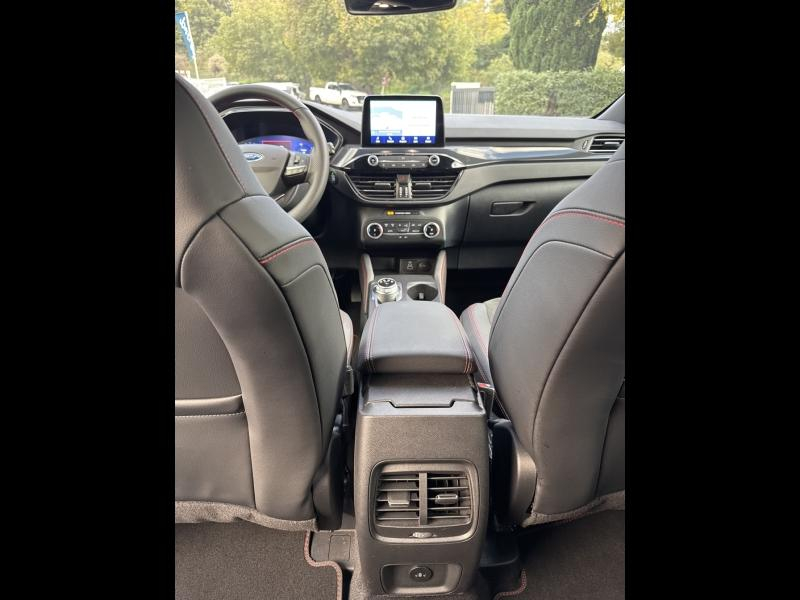 Photo 10 de l’annonce de FORD Kuga d’occasion à vendre à TOULON