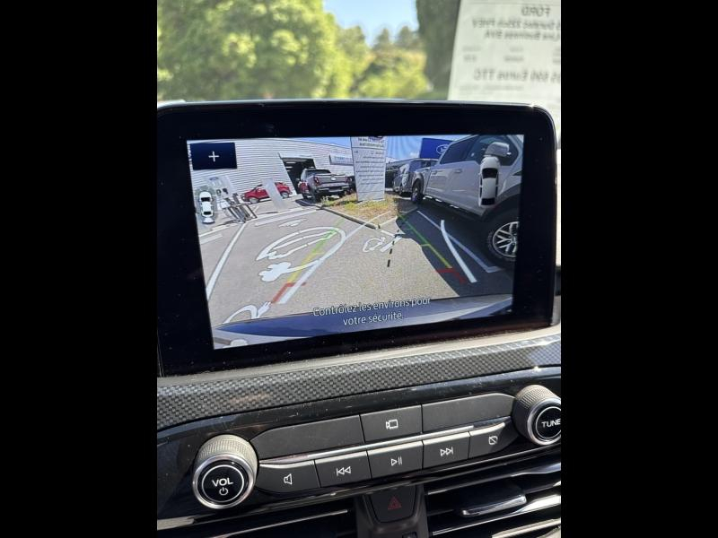 Photo 14 de l’annonce de FORD Kuga d’occasion à vendre à TOULON