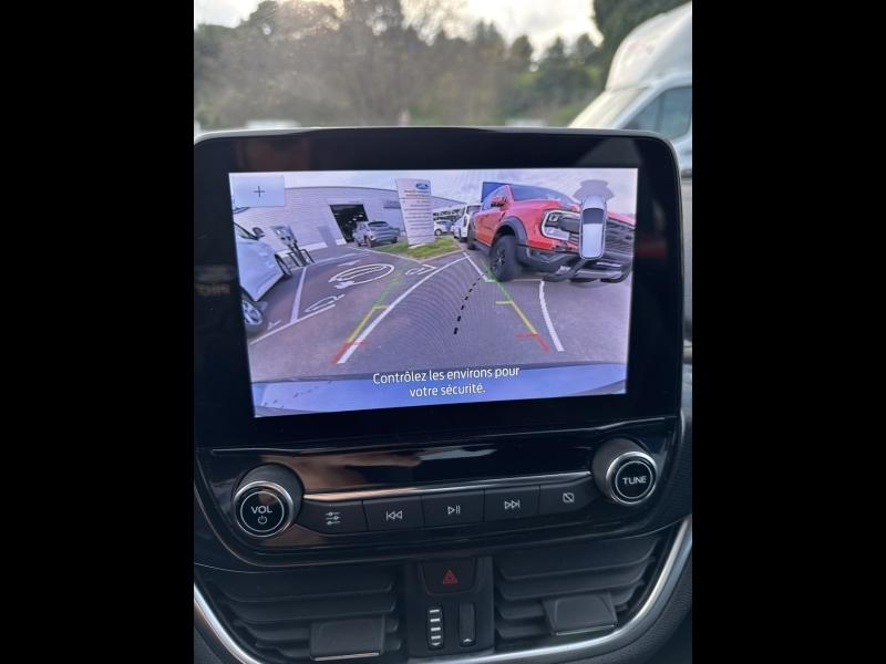 Photo 16 de l’annonce de FORD Fiesta d’occasion à vendre à TOULON