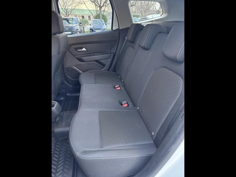 Photo 10 de l’annonce de DACIA Duster d’occasion à vendre à TOULON