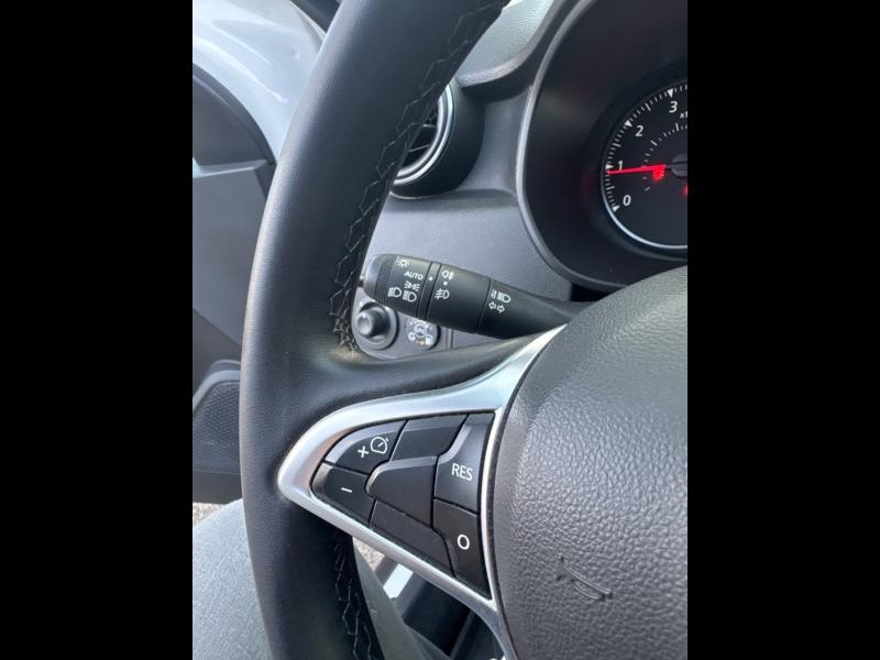 Photo 14 de l’annonce de DACIA Duster d’occasion à vendre à TOULON