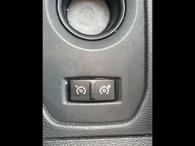 Photo 19 de l’annonce de DACIA Duster d’occasion à vendre à TOULON