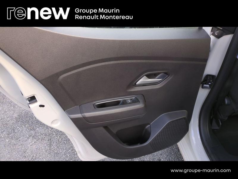 Photo 19 de l’annonce de DACIA Sandero d’occasion à vendre à VARENNES SUR SEINE