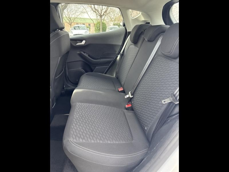 Photo 9 de l’annonce de FORD Fiesta d’occasion à vendre à TOULON