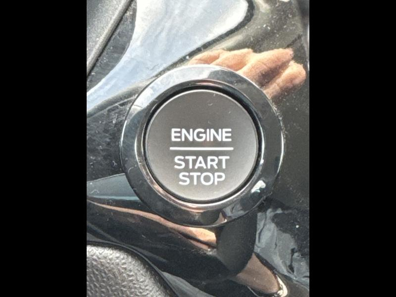 Photo 13 de l’annonce de FORD Fiesta d’occasion à vendre à TOULON